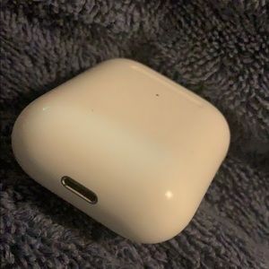 Apple AirPods